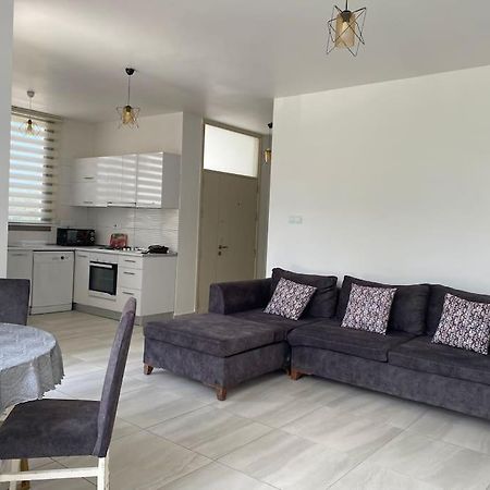 Girne/Zeytinlik 2+1 Muhtesem Terasli Daire Buitenkant foto